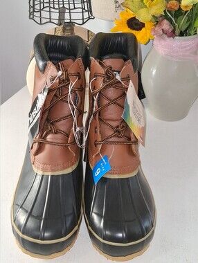 Northwest Territory Black & Brown Lace Up Duck Boots Men's Sz 9M NWT